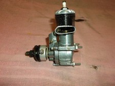 Ohlsson & Rice 23  ignition model airplane engine  1940's picture