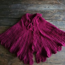Antique Victorian Edwardian 1900s Crochet Capelet Magenta Wool Scalloped Ruffle picture