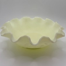 Fenton Persian Medallion Satin Custard Uranium Glass Ruffled Bowl #8224 Glows UV picture