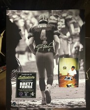 Brett Favre Autograph 16x20 Photo, Favre Holo, Green Bay Packers picture