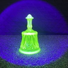 Fenton Topaz Uranium opalescent Whitton Bell #9064 picture