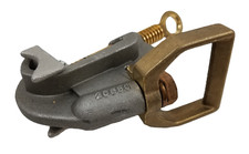 Honeywell Salisbury 21132RG 20680 Hot Jumper Stirrup Clamp 1.25”-.16” 400A NEW picture