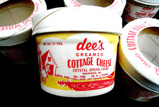 4 VINTAGE DEE'S CRYSTAL SPRINGS FARM - MAINE- COTTAGE CHEESE CONTAINERS EX++ picture