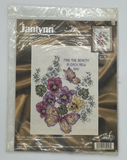 Janlynn FIND THE BEAUTY 9