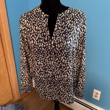 Pleoine Small Women’s Blouse Long Sleeve V Neck Blue White Spotted picture