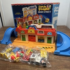 VTG 1986 Fisher Price Little People Main Street Play Family Playset #2500 NEW picture