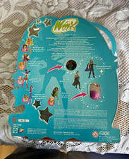2005 Mattel Winx Club Bloom Fashion Doll 11in Articulated w/Accessories picture