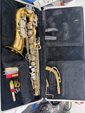 Bundy Bundy II Alto Saxophone Eb Brass Gold Lacquer Finish w/ Case picture