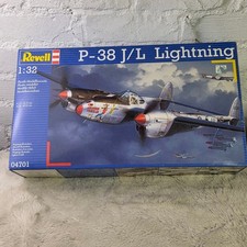 Revell P-38 J/L Lightning 1:32 Scale Plastic Model Kit 04701 Skill Level 4 picture