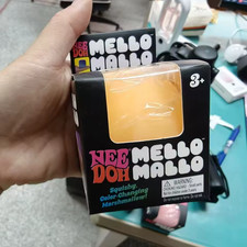 Popular NeeDoh Color-changing Marshmallow Feeling Ultraviolet yellow picture