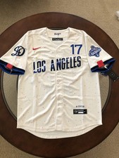 sNWT Shohei Ohtani Dodgers City Connect Men's Large Beige Jersey #17 picture