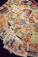 Older CANADIAN Stamp Lot - over 300 All Different picture