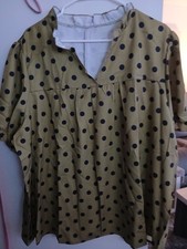 Ladies 4x NWOT Polka Dot Blouse picture