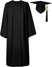 Graduatepro Matte Graduation Cap and Gown Class of 2026 Set Bulk with Tassel for picture