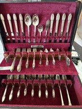1847 Rogers Bros First Love Silverplated Flatware Set w/ Dark Wood Case 100 Pcs. picture