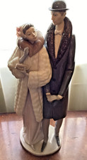 Lladro 1452 Couple Out On The Town picture