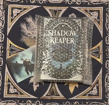 Fairyloot Shadow Reaper by Lynette Noni picture