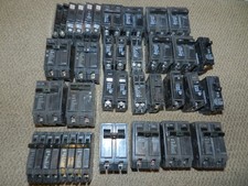 Lot of 35 Breakers ALL Types General Electric Eaton Cutler Siemens Twins NEW picture