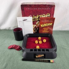 1997 Milton Bradley Yahtzee Deluxe Edition Complete Gold Fleck Dice Felt Tray picture