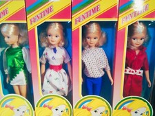 4x Vintage Pedigree Sindy Funtime Dolls Boxed 1980s Different Outfits Rare picture