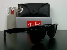 Ray-Ban RB2140 Original Wayfarer Classic Sunglasses Black 50mm Never Worn picture