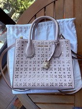 MICHAEL KORS Mercer Perforated Cross Body Leather Purse Pink. NEW picture