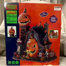 Lemax Spooky Town The Mad Pumpkin Patch House Lighted Sound Boxed Resin picture