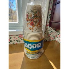 Vintage Dixie Livingware 9oz Paper Cups Serenity Floral NOS 25 Count Retro picture
