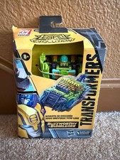 *NEW* TOW-LINE Hasbro Transformers Legacy Evolution Buzzworthy - Deluxe Class Ac picture