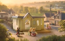 Sylvanian Families Calico Critters Vintage Cottage Hospital Clinic picture