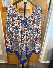 Cato Woman Women’s Plus 28 Multicolor Floral Woven cold shoulder Blouse picture