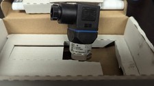 WIKA A-10 Pressure Transmitter Gauge 0-2000 Analog Output DC 4-20 mA picture