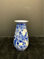 Royal Delft Vase picture