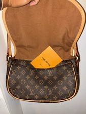 Louis Vuitton Saumur 35 Monogram Canvas Messenger Bag LV Auth picture