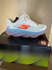 SKECHERS Aero Burst women’s size 8 picture