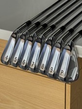 Srixon ZXi5 Iron set 4-PW Dynamic Gold R300 shaft picture