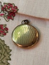 Vintage 1/20 12K Gold Filled Petite Round Photo Locket Wavy Design 3.65g picture