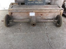 1932 FORD BANJO REAR END AXLE w BRAKE HUBS antique model 'B' or Deuce? 32 picture