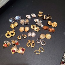20 sets of vintage  earings  Monet, Sarah Covington, Napeir, Coro  picture