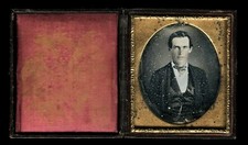 6th Plate 1840s Daguerreotype of a Man - Full Case Original Seals picture