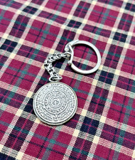 Vintage MCM Doublesided Mexican Souvenir Peso/Aztec Motif Silver Keychain picture