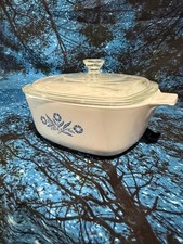 VTG 1961-1966 Corning Ware Blue Cornflower 1 1/2 QT P-1 1/2-B Dish and Pyrex Lid picture