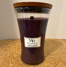 WoodWick Spiced Blackberry Scented Single Wick Jar Candle 21.5 oz Purple picture