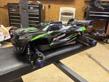 TRAXXAS SLEDGE 1/8 Slider Roller picture