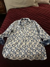 Chico's No Iron Shirt size 2.5 picture