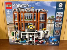 LEGO Creator Expert Corner Garage 10264 – Modular Building – 2,569 Pieces picture