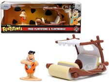 FLINTMOBILE & FRED FLINTSTONE FIGURINE 