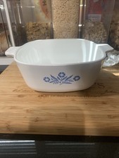 Vtg 1961-1966 Corning Ware Blue Cornflower P-1 3/4-B Casserole Dish 1 3/4 Qt. picture
