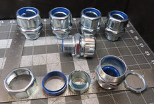 T&B 5334-TB Liquidtight Conduit Connector Insulated Straight 1