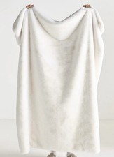 NEW ANTHROPOLOGIE SOPHIE FAUX FUR BLANKET THROW LUXE PLUSH DESIGN DECOR 60”X70” picture